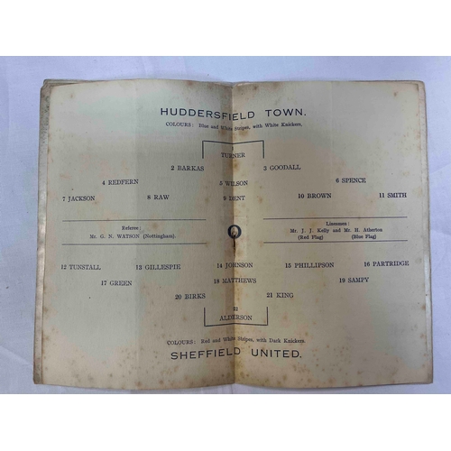 289 - 1927/28 Huddersfield Town v Sheffield United, Repair to spine, creased from top to bottom. Grubby ba... 