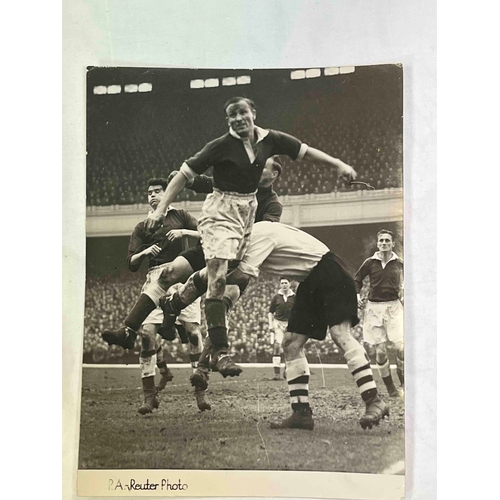 342 - 1951 Arsenal v Northampton Press photo. Lewis of Arsenal pictured with head locked between Northampt... 