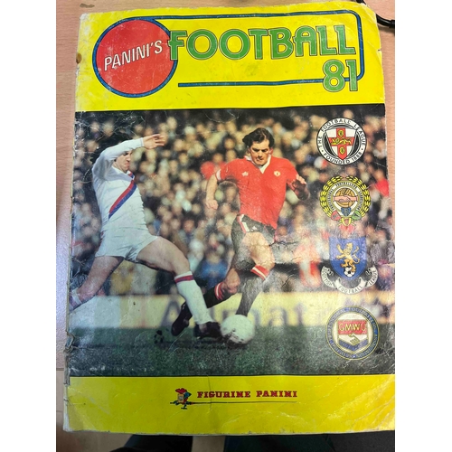 24 - Panini Football 81, Complete but front and back cover not min good condition and rusty staple.