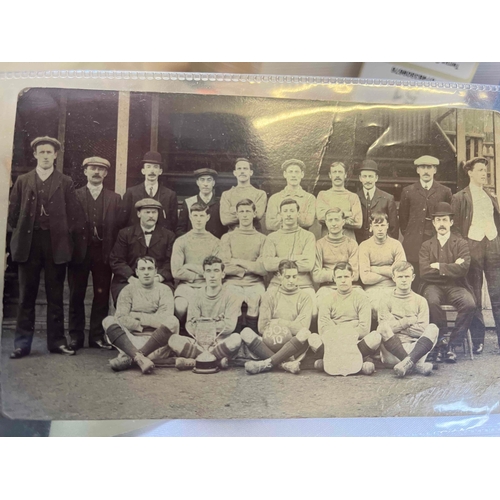 271 - Postcard - Grays Athletic FC - 1909/10