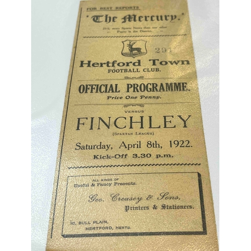 35 - 1921/22 Hertford Town v Finchley, Spartan League. No Finchley team named..