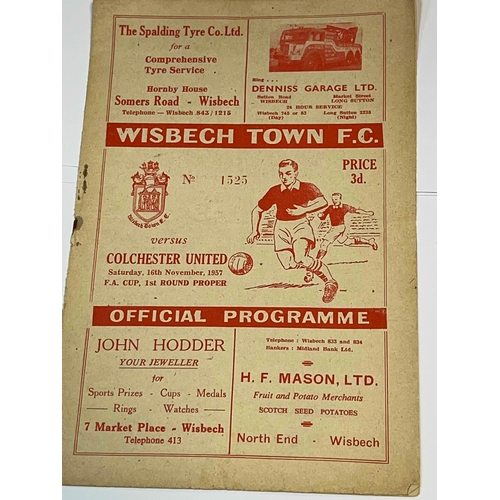 289 - 1957/58 FA Cup, Wisbech Town v Colchester United, good condition. RS