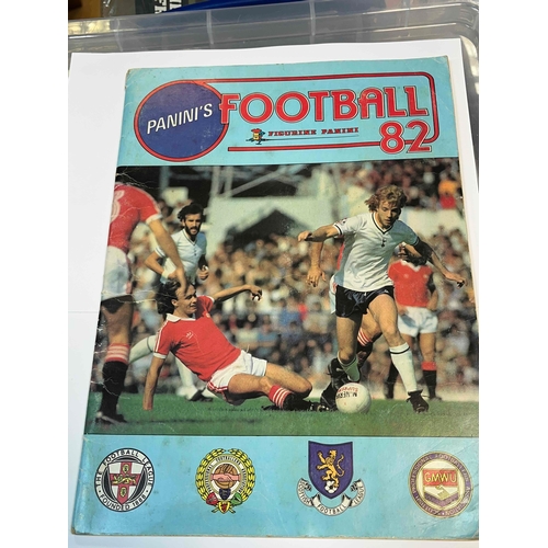 548 - Panini Football 82, Complete and in good condition