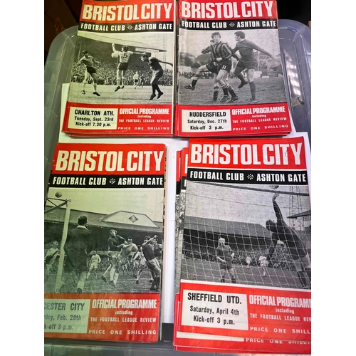 366 - 1969/70 Binder of Bristol City 23 x Home Programmes for the Second Division season.