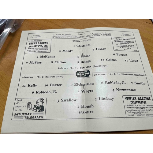 634 - 1948/49 Grimsby Town v Barnsley, Played on Xmas day, Very Clean Copy