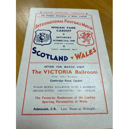 621 - 1948 Wales v Scotland, tc but programme near mint.