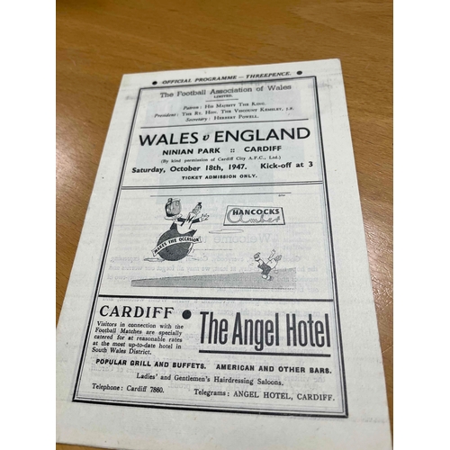 225 - 1947 Wales v England at Cardiff. Great condition