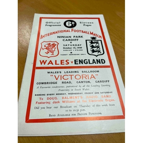 180 - 1949 Wales v England, at Ninian Park, official programme, Great condition