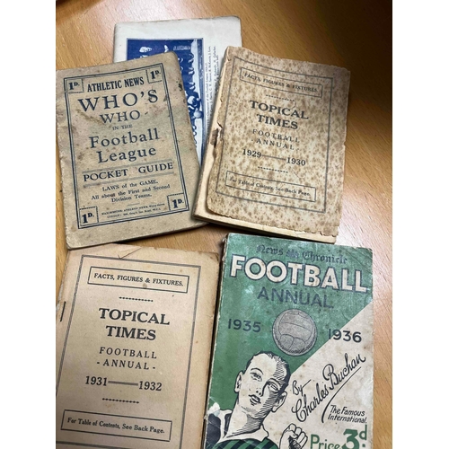 294 - 5 Pre War annuals, 1927/28 Who's who of the Football League Pocket Guide, 1927/28 All sports Footbal... 