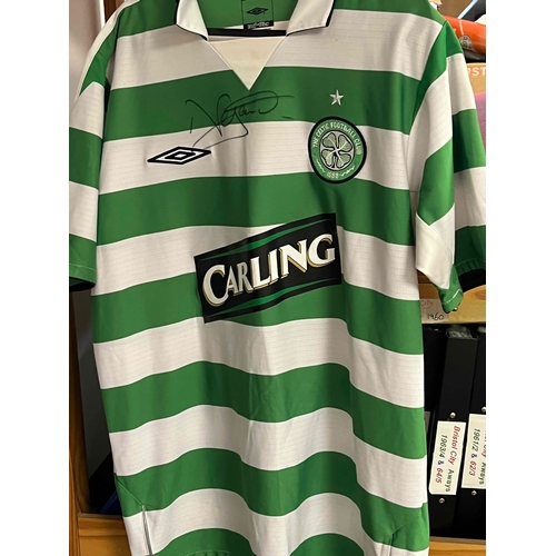 245 - Celtic 2000's Medium Home Shirt, signed by unknown player (Could be Lennon). Sponsor Carling