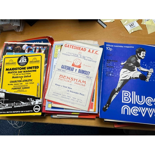 160 - FOOTBALL PROGRAMMES; All FAC matches, 166 programmes consisting of 7 x 1950's including 1953/4 Arsen... 