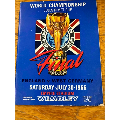 49 - World Cup 66 Final Programme. All checks out, check pics. Clean copy and has just a few nick marks o... 