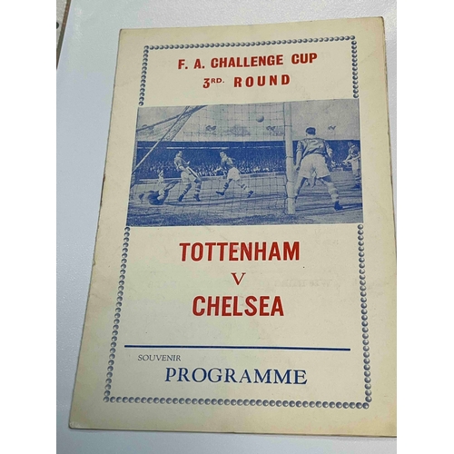 130 - 1963/64 Tottenham v Chelsea, No team changes, crease mark down back cover. Pirate by Tucketts