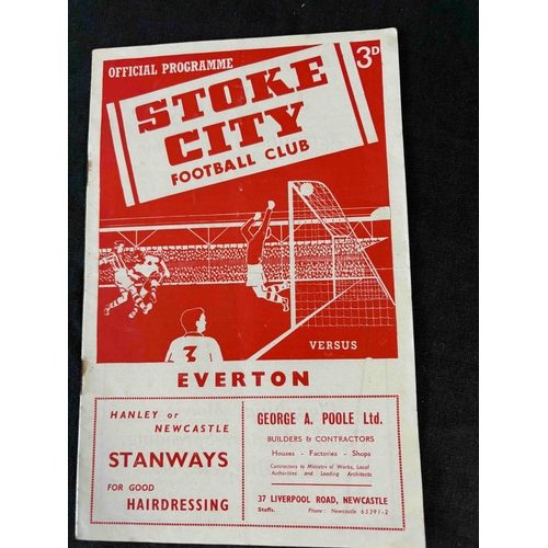 84 - Stoke v Everton 7/11/1953, slight rs