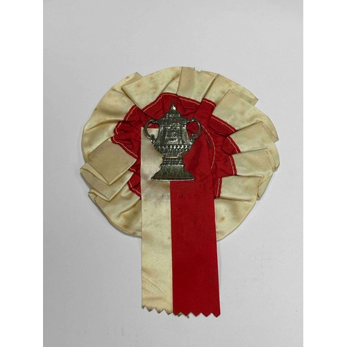 698 - Manchester United FA Cup Rosette