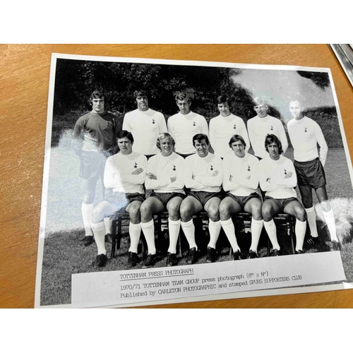 75 - Tottenham Hotspur team group 1970/71 Press Photo 8