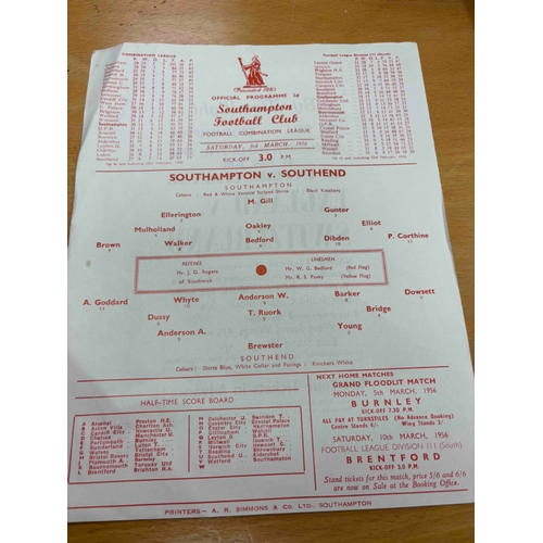 86 - Pack of 3 Southampton programmes v Southend, 1954/55 1955/56, plus reserves 55/56 S/S, usual faults
