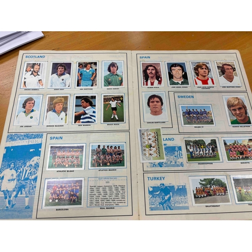 95 - Panini Euro soccer Stars, 1977, Complete album, scruffy cover,
