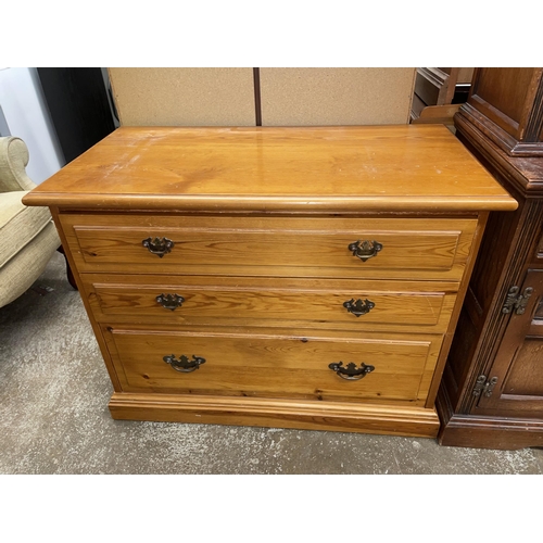 137 - PINE THREE DRAWER CHEST