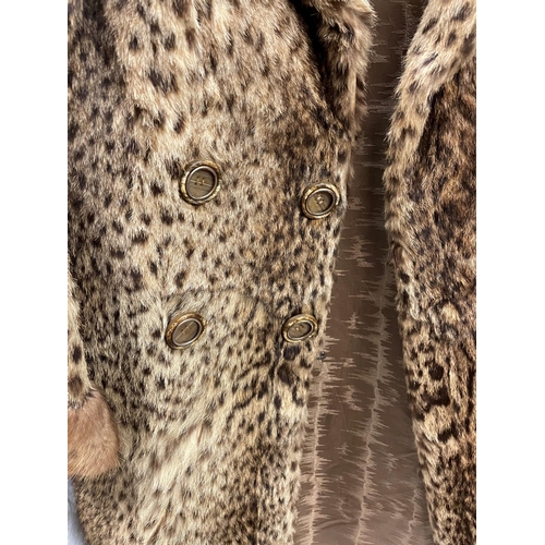 321 - SPOTTED FUR HALF LENGTH JACKET