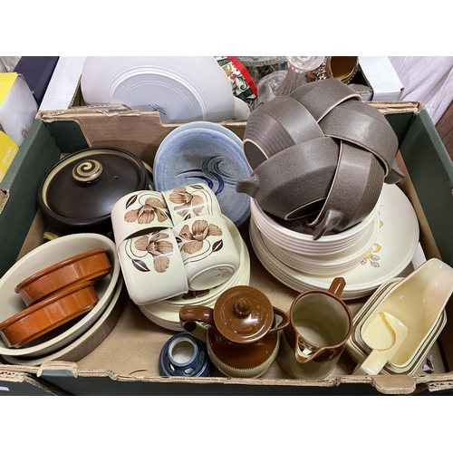 338 - TWO CARTON INCLUDING VARIOUS POTTERY TABLEWARES, STAINLESS STEEL FLATS, SERVING TRAYS, TOAST RACK, E... 