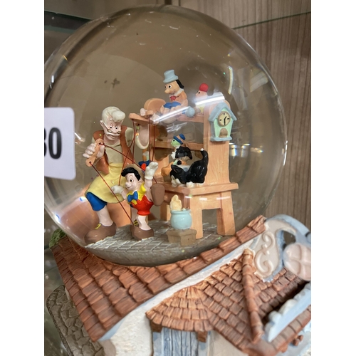 380 - WHEN YOU WISH UPON A STAR PINOCCHIO SNOW GLOBE