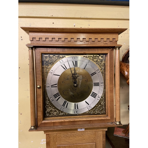 42 - SMALL COTTAGE STYLE LONG CASE CLOCK IN A CONTEMPORARY OAK CROSSBANDED CASE WITH SQUARE DIAL SIGNED W... 