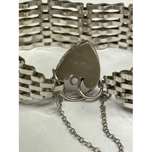 539 - LADIES SILVER SIX GATE BRACELET WITH HEART PADLOCK