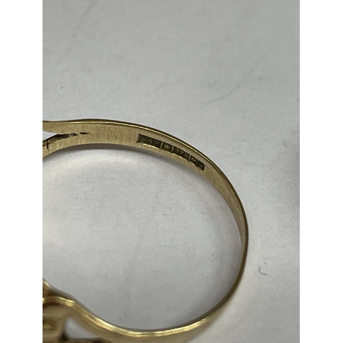 543 - 9CT GOLD WEDDING BAND AND A 9CT GOLD KEEPER TYPE BAND SIZE M AND N - 3.9G APPROX OVERALL