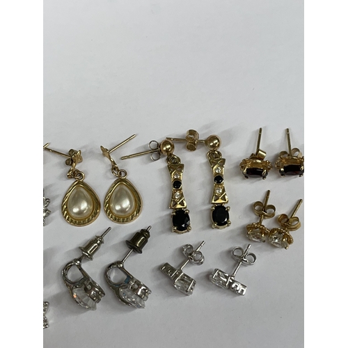 552 - PAIRS OF COSTUME DROPPER AND STUD EARRINGS SOME WITH 9K BACKS