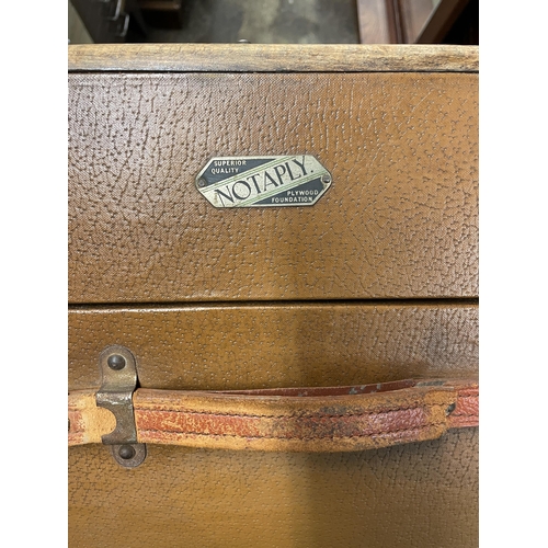 103 - NOTAPLY BANDED CABIN TRUNK