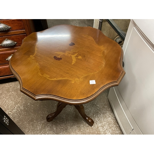 172 - WALNUT MARQUETRY TOPPED SERPENTINE TRIPOD WINE TABLE