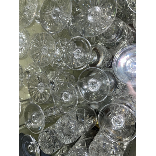 342 - SET OF SIX SCOTTISH CRYSTAL WINE GLASSES, THOMAS WEBB BRANDY BALLOONS AND TUMBLERS