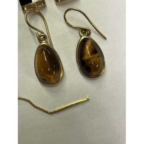 492 - SELECTION OF 9,10 & 14K TIGERS EYE, TURQUOISE, AND BEAD SET EARRINGS 22.2G OVERALL