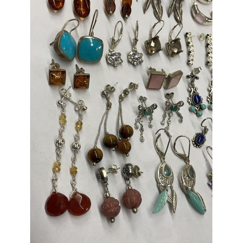 493 - BAG OF SILVER AND WHITE METAL SEMI PRECIOUS STONE SET AMBER AND FILLIGREE EARRINGS