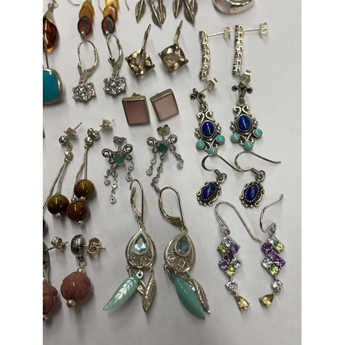 493 - BAG OF SILVER AND WHITE METAL SEMI PRECIOUS STONE SET AMBER AND FILLIGREE EARRINGS