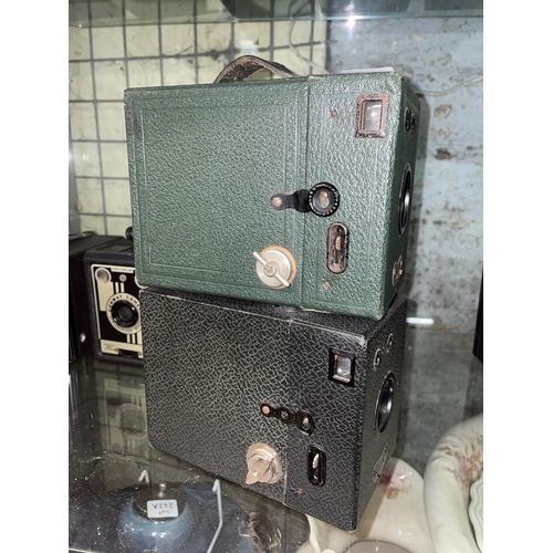 535 - TWO CORONET BIRMINGHAM 120 BOX CAMERAS CIRCA 1935-1950 BLACK AND GREEN