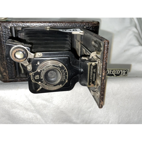 546 - TWO KODAK AUTOGRAPH JUNIOR CAMERAS NUMBER 1 USA WITH CASE AND NUMBER 1A USA NO CASE CIRCA 1914-1927