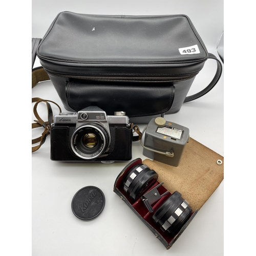 493 - KOWA SE 35MM CAMERA IN CASE AND LENSES