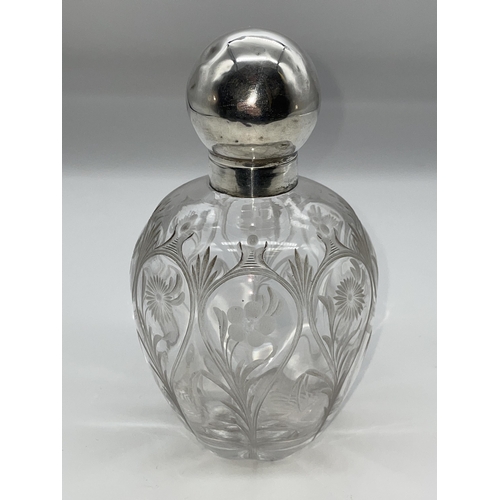 510 - SILVER POMMEL TOPPED OVOID ETCHED GLASS SCENT BOTTLE