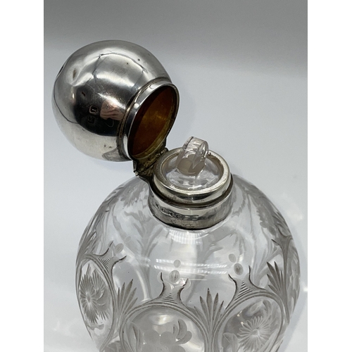 510 - SILVER POMMEL TOPPED OVOID ETCHED GLASS SCENT BOTTLE