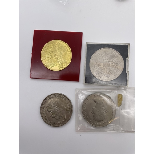 535 - CLAUDE MONET 22CT GOLD PLATED COMMEMORATIVE MEDALLION, CHURCHIL CROWN AND A 1935 CROWN