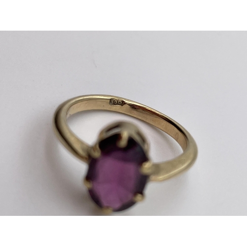 547 - 9CT GOLD CLAW SET AMETHYST RING SIZE I 2.4G APPROX