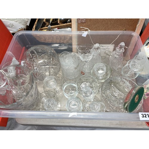 321 - BOX CONTAINING HEAVY CUT GLASS GLOBULAR VASE, TAPERED ETCHED VASE, LEAD CRYSTAL TUMBLERS AND DRINKIN... 