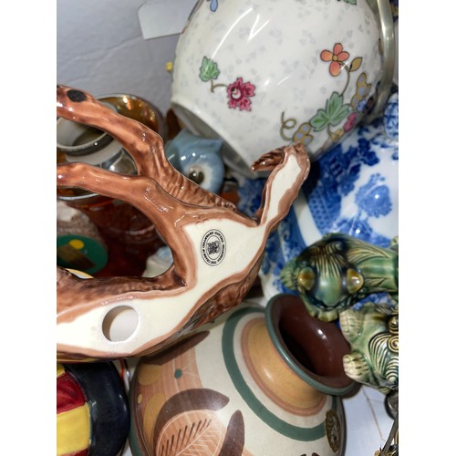 322 - BOX CONTAINING AN OVOID BISCUIT BARREL, BLUE AND WHITE VEGETABLE TUREEN AND COVER, BONE CHINA TRINKE... 