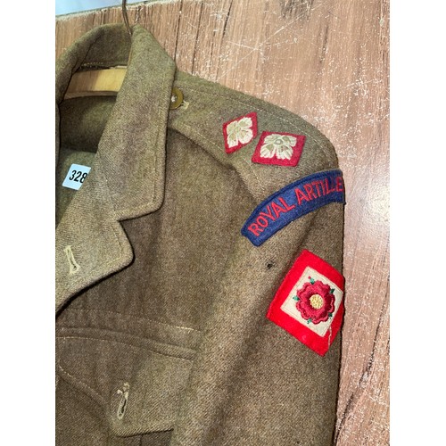 328 - ROYAL ARTILLERY SIZE 8 WORSTED TUNIC AND TROUSERS WITH SEW-ON BADGES AND A GREEN KIT BAG