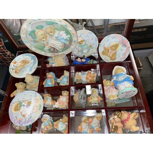 338 - GLAZED COMPARTMENTED CABINET OF CHERISH TEDDY MODELS AND WALL PLAQUES