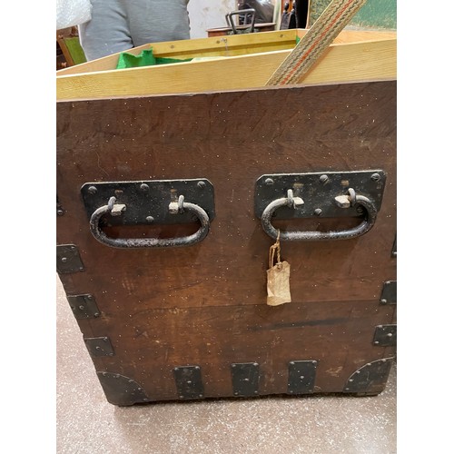 120 - 19TH CENTURY OAK BANDED CAMPAIGN TRUNK WITH A BRASS PLATE BLENCOWE ESQ WITH PULL OUT TRAY AND FITTED... 