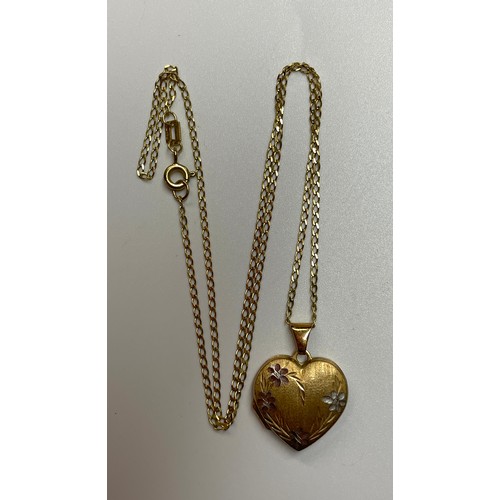 446 - 9CT GOLD HEART LOCKET ON TRACE CHAIN 3G APPROX