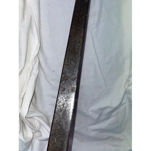 349 - 17TH CENTURY BASKET HILTED AND LEATHER SCOTTISH SWORD BLADE PITTED 98 cm